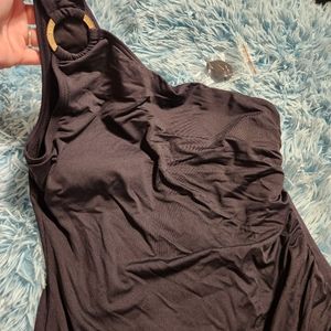 One shoulder swim suit
